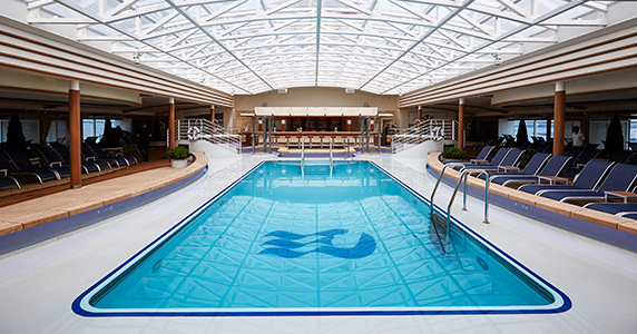 好萊塢泳池俱樂部 Hollywood Pool Club