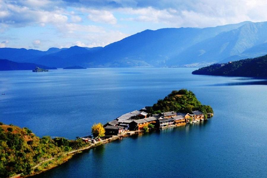 裏務比島（含豬槽船）